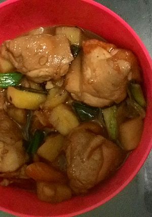Foto resep Semur Ayam kentang