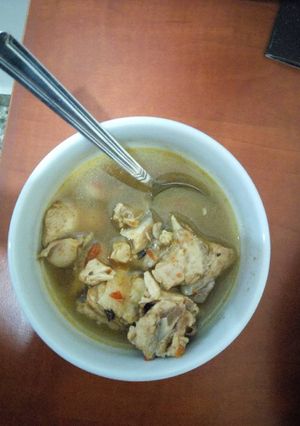 A picture of Chicken peppersoup.