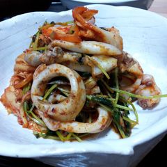 A picture of Squid Kimchee.