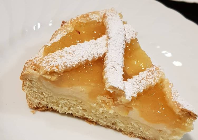 Crostata con ricotta e marmellata