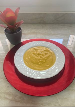 Una foto de Crema de Calabaza y Zanahorias Exótica