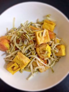 Foto resep Tumis Tauge Tahu / Stir-fry Beansprouts with tofu