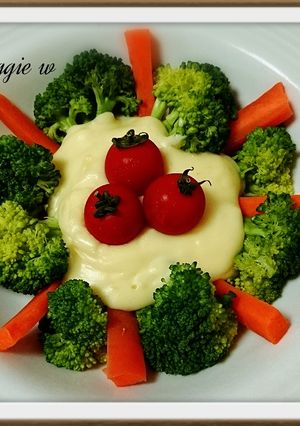 Foto resep Steamed veggie w cheese sauce