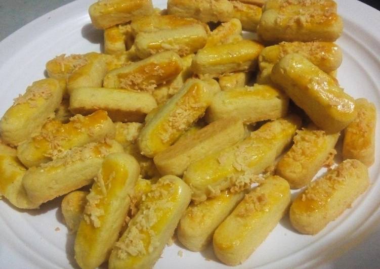 Cara Bikin Kaasstengels (Cheese Stick) Yang Sederhana
