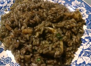 Una foto de Arroz negro