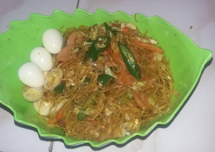 Resep Bihun kecap simple oleh Vera Safitri - Cookpad