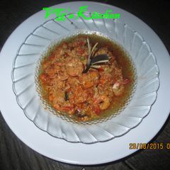 A picture of Shrimp Cooked with Tomatoes (UDANG MASAK TOMAT).