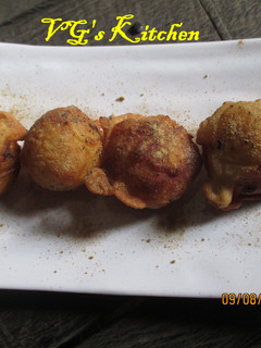 A picture of Fried Fermented Cassava (RONDHO ROYAL / MONYOS).