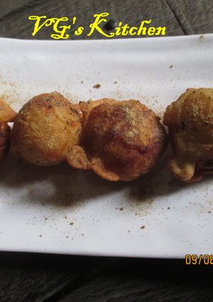 A picture of Fried Fermented Cassava (RONDHO ROYAL / MONYOS).