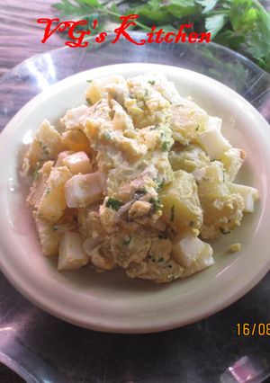 A picture of Boiled Potatoes Shaken (KENTANG ONGKLOK).