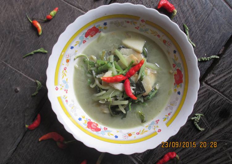 Recipe of Perfect Vegetables with thin coconut milk gravy (SAYUR BOBOR)