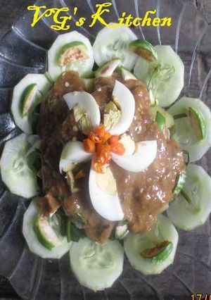 A picture of Salad with Peanut and Dried Shrimp (SALADA SIRAM KACANG EBI).
