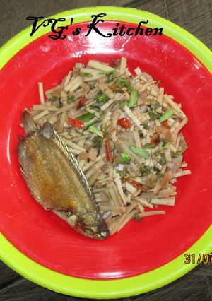 A picture of Stir-fried Cassava Peel (KADEDEMES).