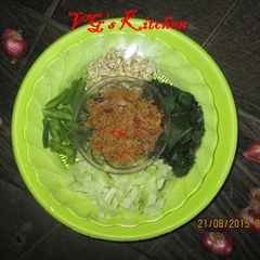 A picture of Coconut Sambal (SAMBALA KALUKU).