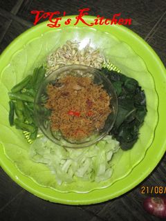 A picture of Coconut Sambal (SAMBALA KALUKU).