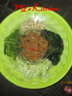 A picture of Coconut Sambal (SAMBALA KALUKU).
