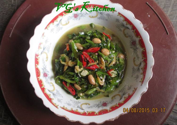 Recipe of Favorite Vegetables with Coconut Milk Gravy (BUKANJO)