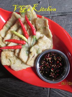A picture of Half-fried Tempeh (MENDOAN TEMPE).
