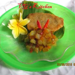 A picture of FRIED FISH SAUTEED CUCURBIT (Ikan Goreng Tumis Labu).