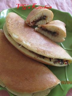 A picture of MOONLIT (Terang Bulan).
