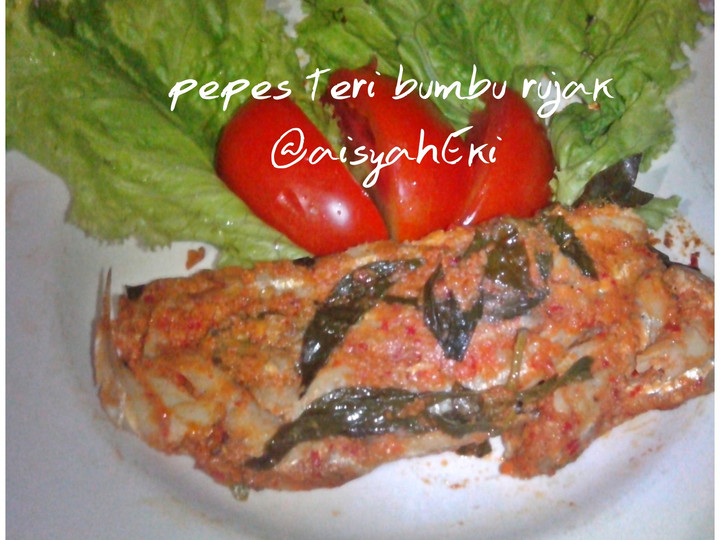Bagaimana Menyiapkan Pepes teri bumbu rujak, Bikin Ngiler