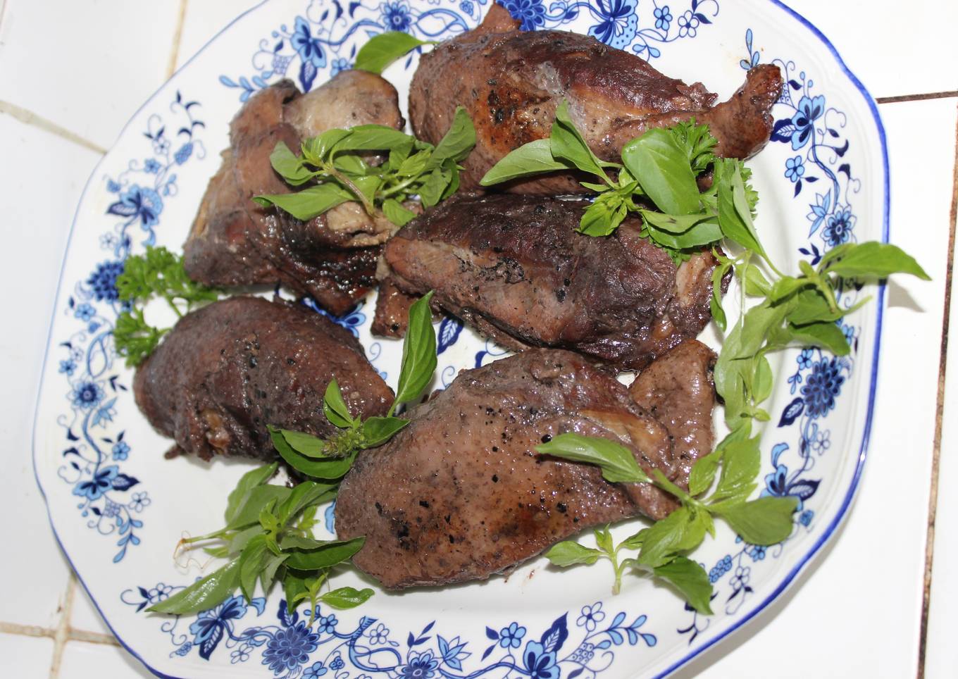 Bebek Black Pepper Allamanda