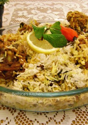A picture of Hyderabadi Mutton Biryani.