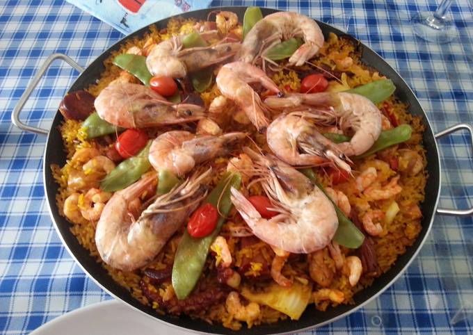 Simple Way to Prepare Super Quick Homemade Paella Valenciana