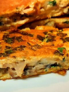Una foto de Omelette con vegetales y jamón