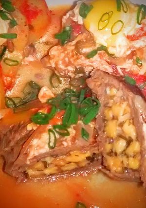 Una foto de Bifes a la criolla rellenos