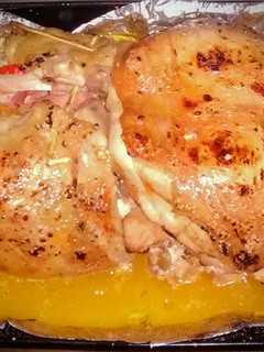 Una foto de Pollo Deshuesado Relleno