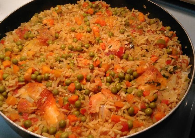 How to Make Homemade Arroz Con Pollo