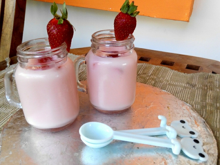 Langkah Mudah untuk Membuat Sweet Strawberry Silky Puding Anti Gagal