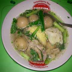 รูปของ Baso aci a.k.a cilok kuah khas garut