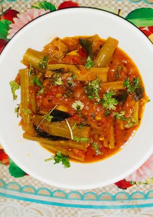 A picture of Drumstick Spicy Gravy.