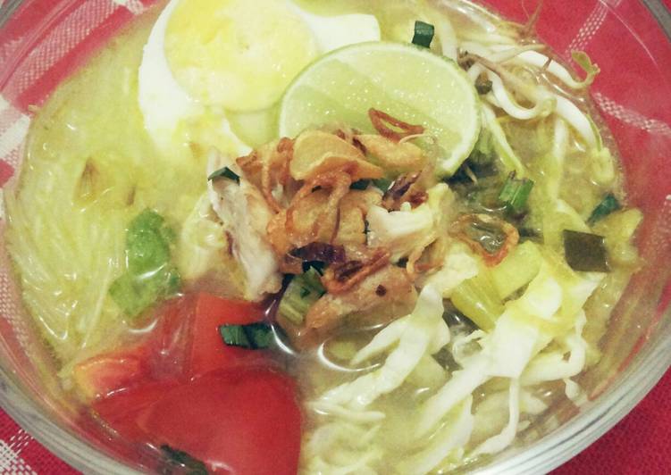 Langkah Mudah Memasak Soto Ayam Ambengan, Bisa Manjain Lidah