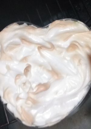 Una foto de Lemon pie o mejor Orange pie jjaa