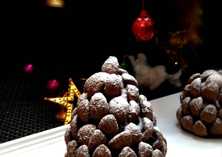 Simple Way to Prepare Homemade Choco cake Pine Cone