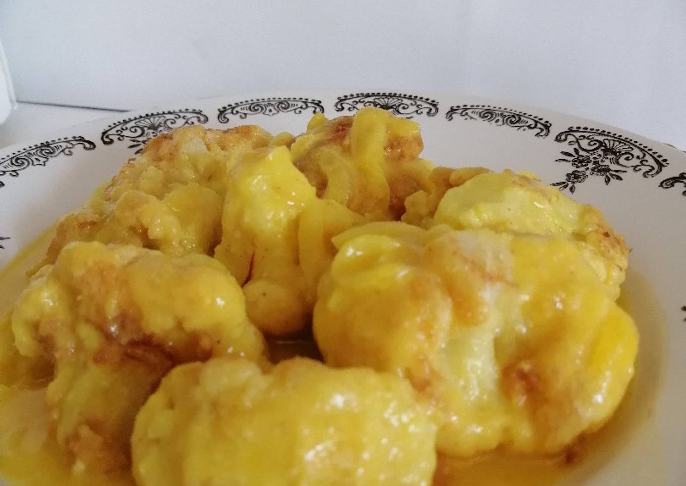 Coliflor en salsa de azafrán
