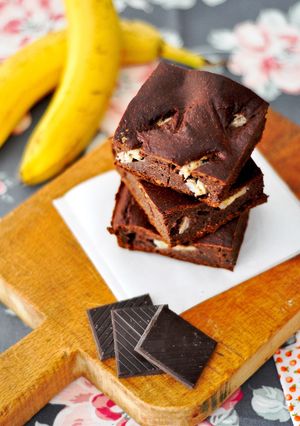 Una foto de Brownie Fitness de chocolate y plátano sin azúcar y sin grasas