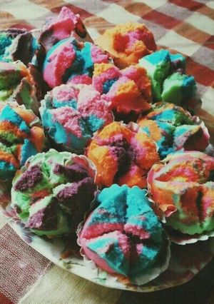 Foto resep Bolu Kukus Pelangi