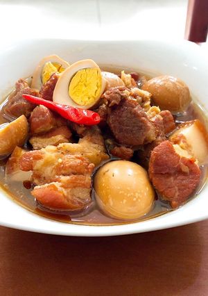 Hình của món Thịt kho tàu.