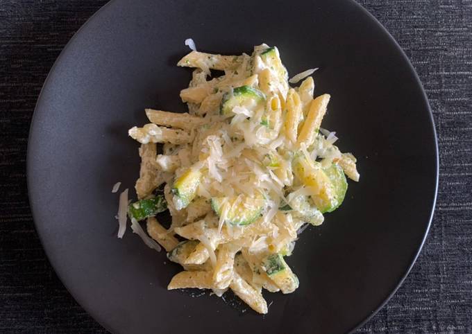 Pasta with Zucchini and Ricotta