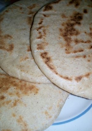 A picture of Pita bread.