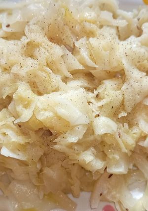 Káposztás fodros kocka-tészta (tojás nélküli tésztából ~ vegán😉) recept fotója