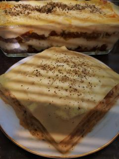 Foto resep Cheesy Beef Lasagna