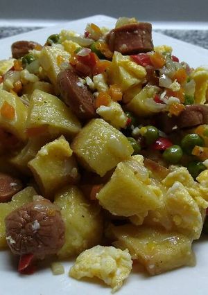 Una foto de Fricasé seco con vienesas