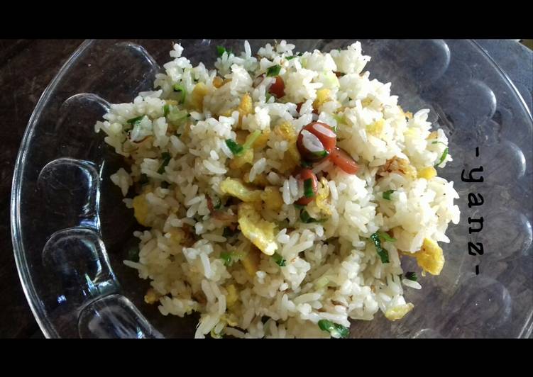 Nasi goreng putih