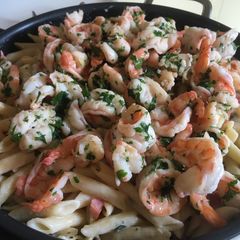 A picture of Shrimp Penne Alfredo.