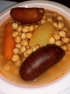 Una foto de Cocido de garbanzos